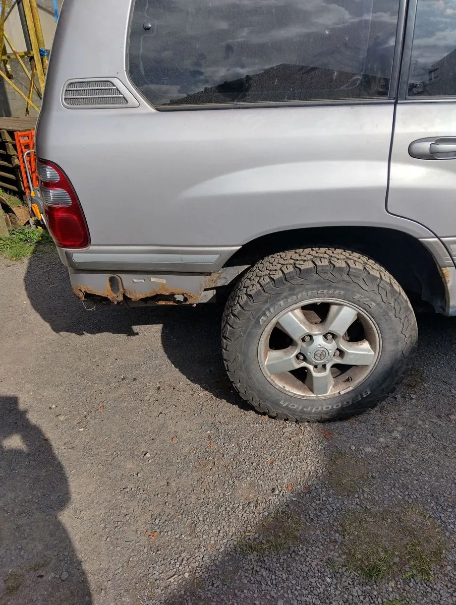 Toyota Land Cruiser Amazon 4.2 Turbo Diesel - Image 3