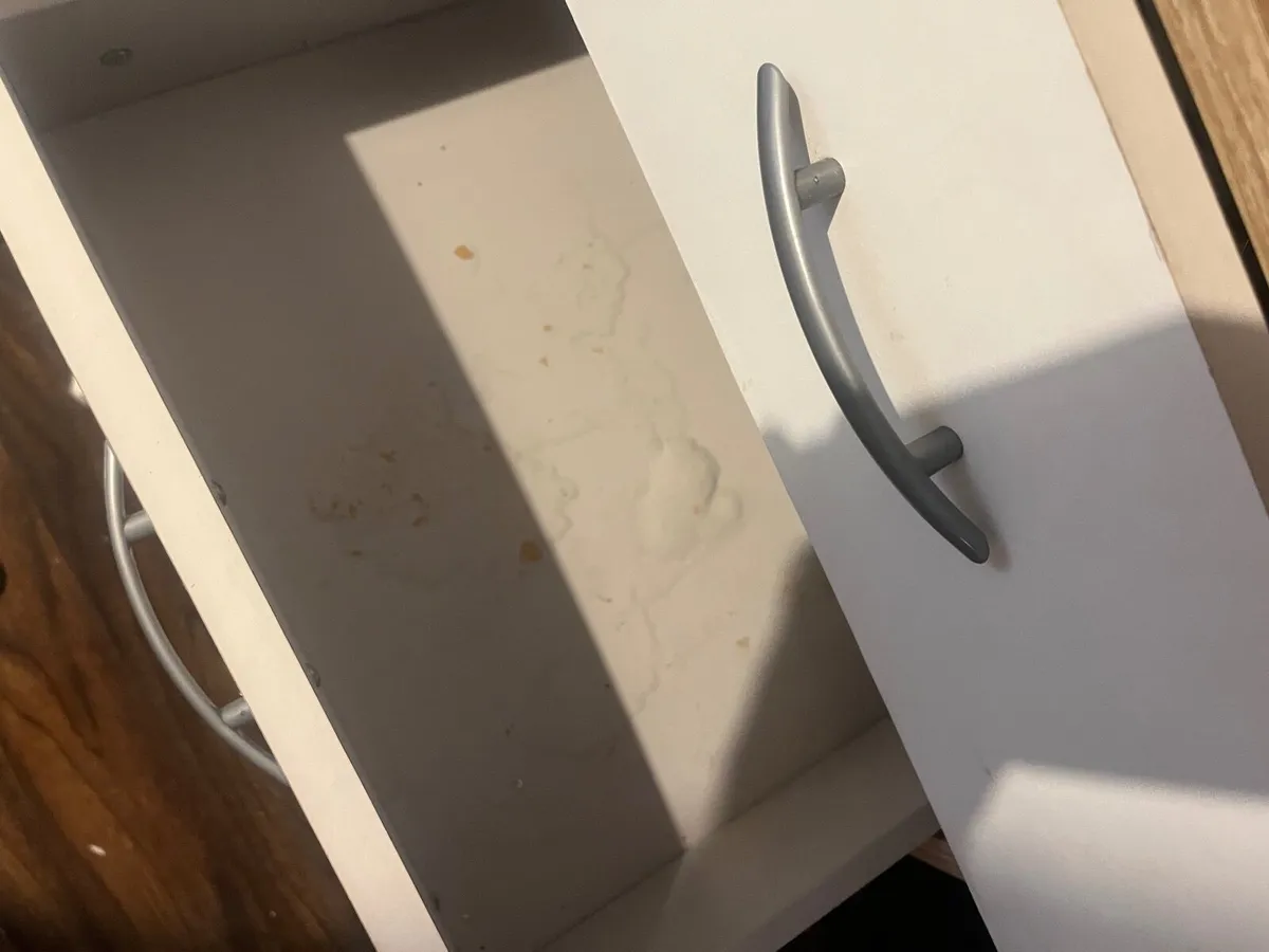 Desk - Image 2