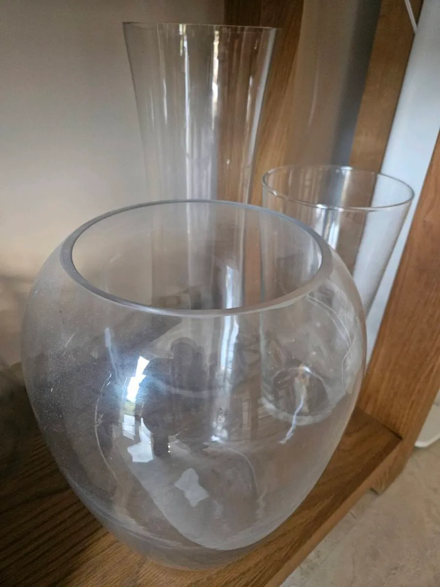 3 vases - Image 1