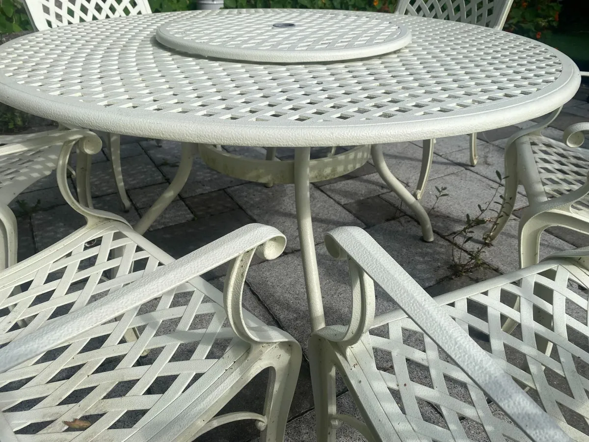 Premium 6-Seater Cast Aluminium Garden Dining Set - Image 2