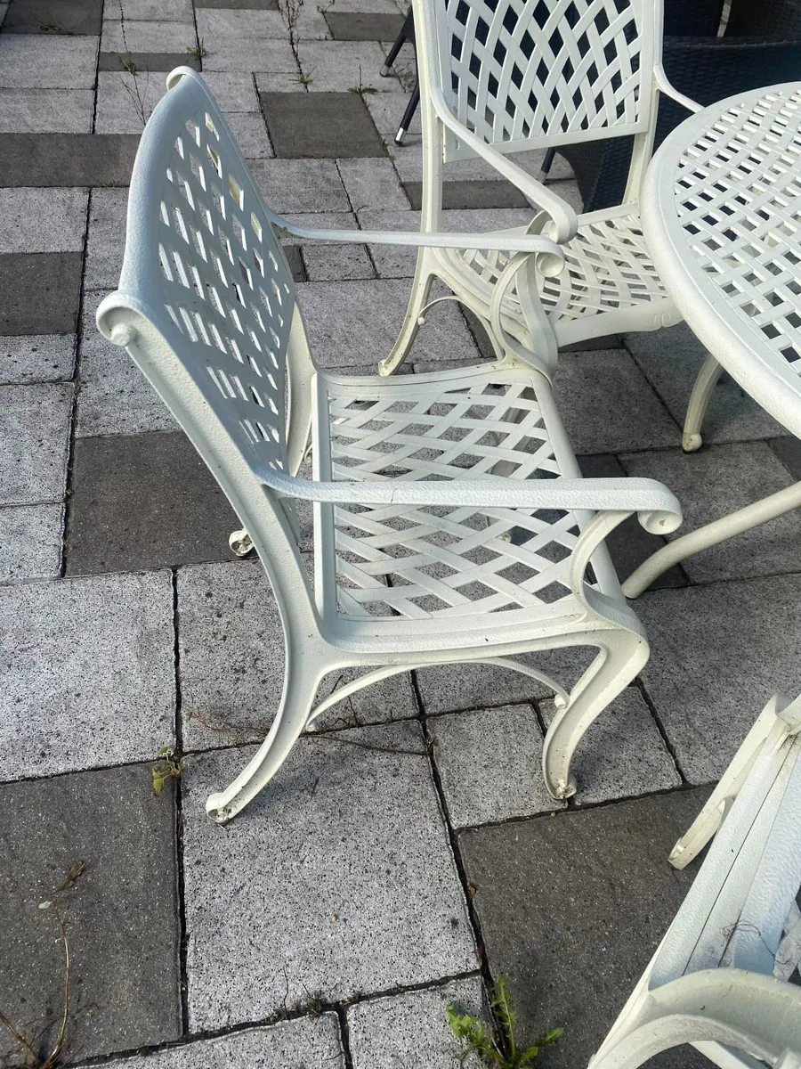 Premium 6-Seater Cast Aluminium Garden Dining Set - Image 3