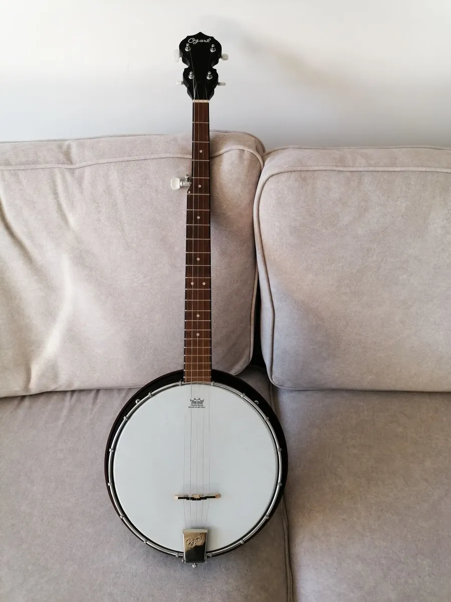Banjo - Image 1
