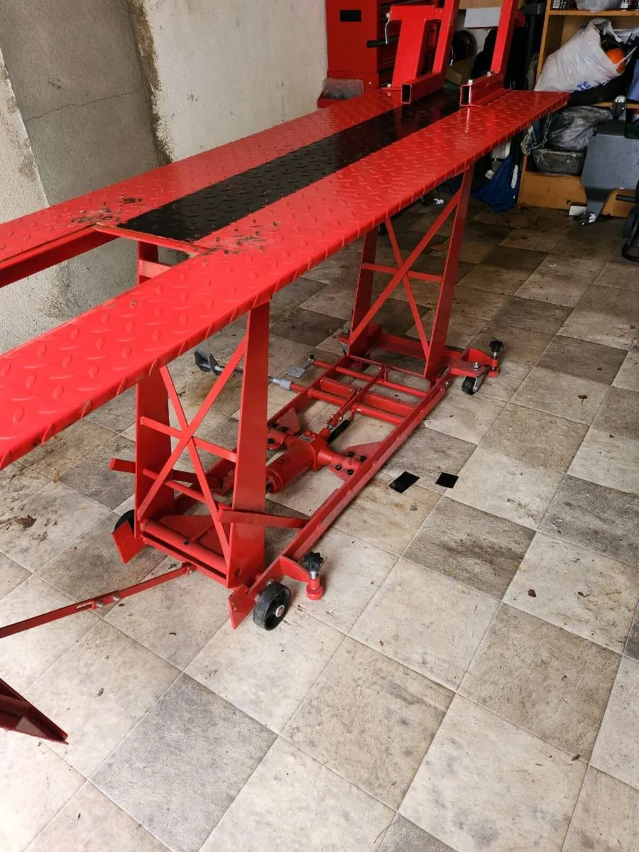 PDSLIFT03 Motorcycle Lift - Image 2