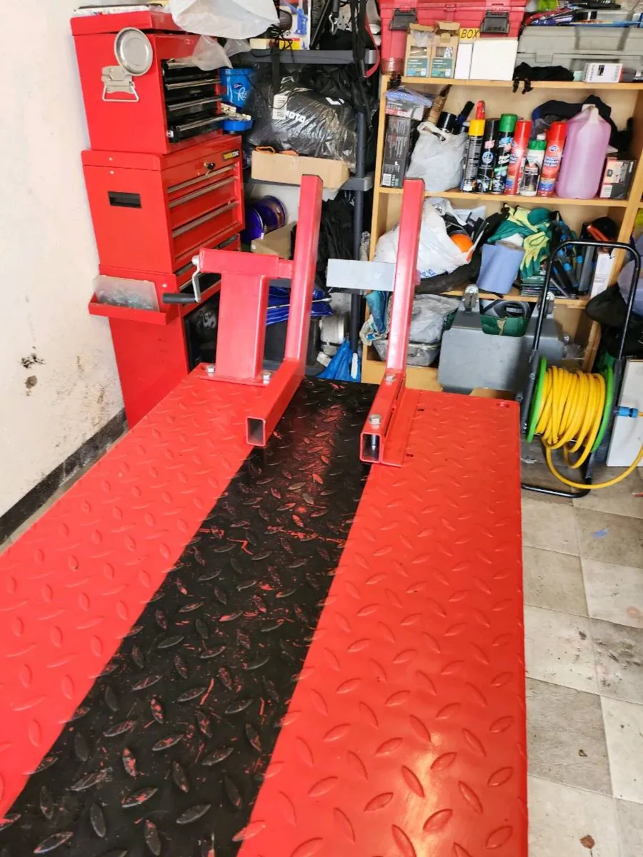 PDSLIFT03 Motorcycle Lift - Image 3