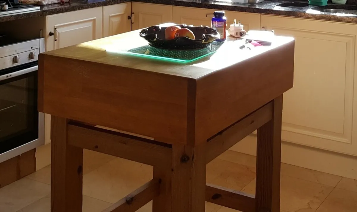 Kitchen block - Image 1