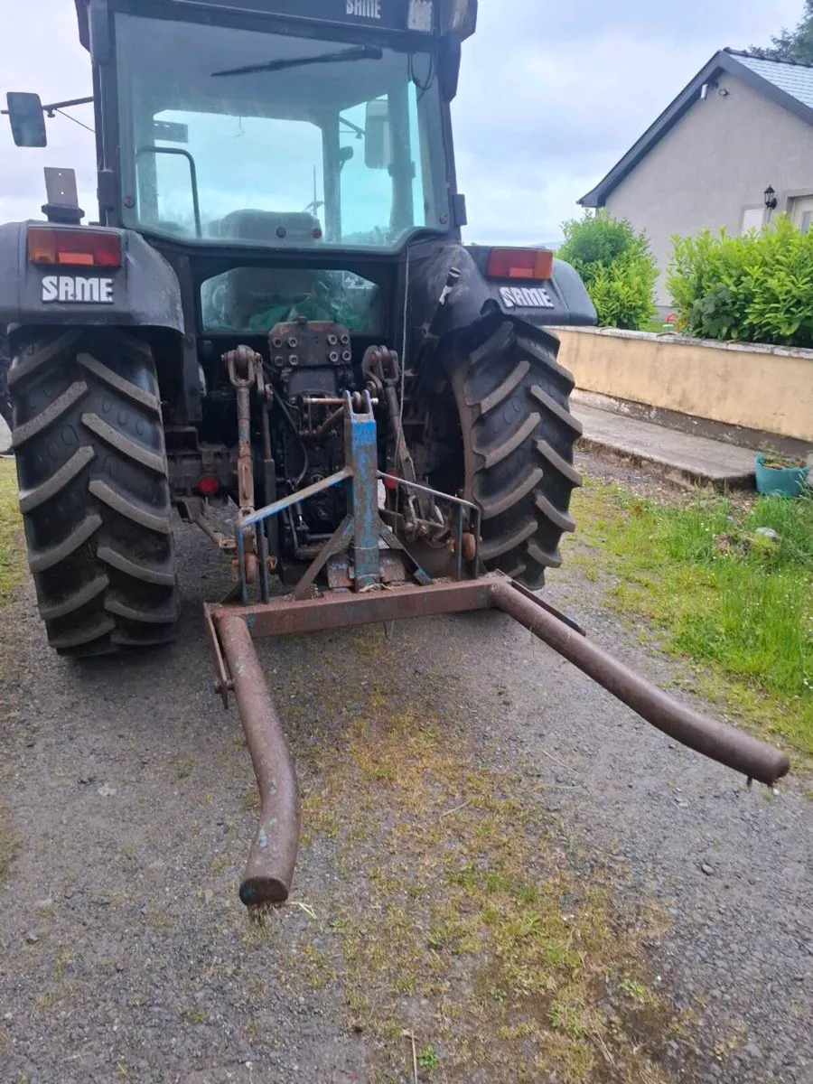 Fleming Bale Handler - Image 1