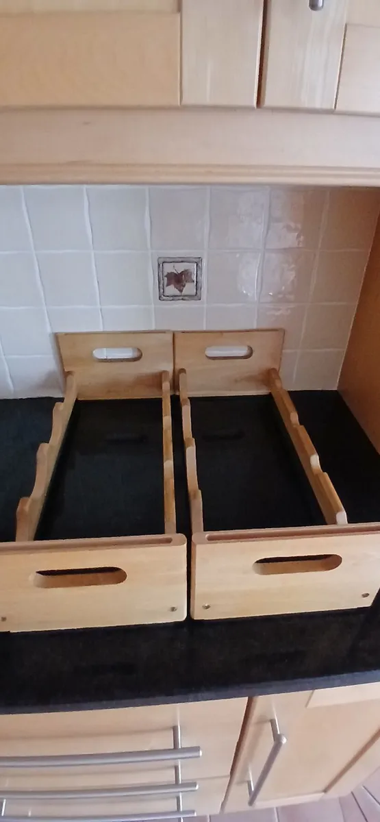 2 wine racks. Stacking.  Holds 8 bottles. - Image 2