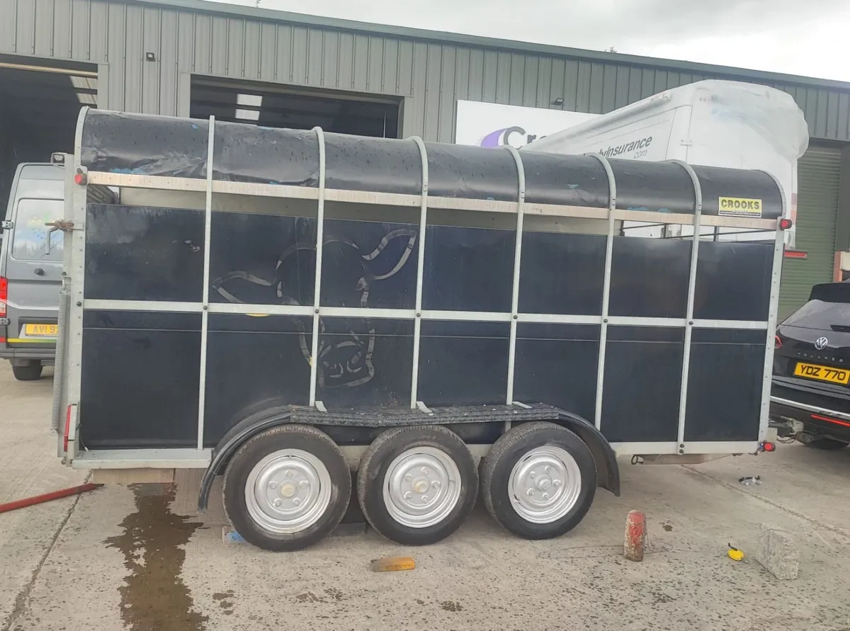 Crooks Livestock Trailer 2018 - Image 1