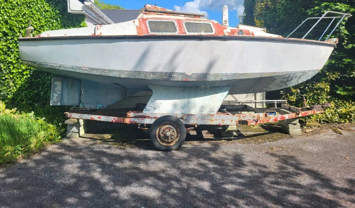 Sailboat 20ft - Image 1