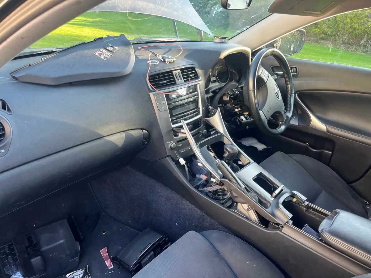 Lexus is220 for breaking - Image 3