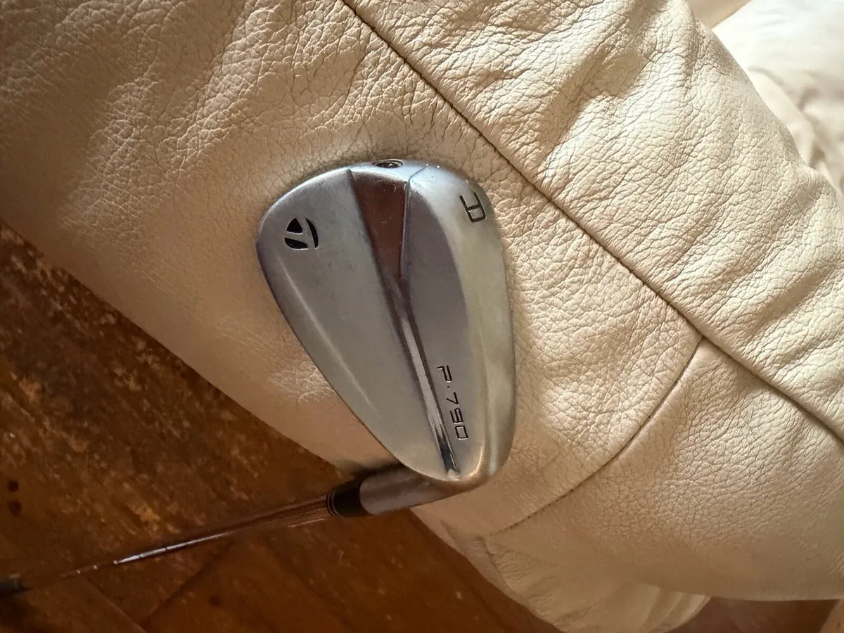 Taylormade P790 Gap Wedge - Image 2