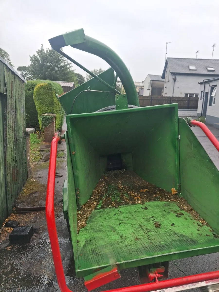 Eg for sale 6 inch woodchipper - Image 4