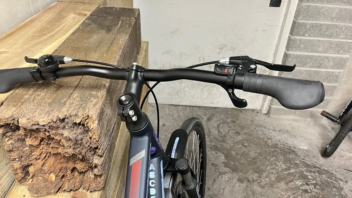 Decathlon Riverside 500 Hybrid Bike | Size Large | - Image 2