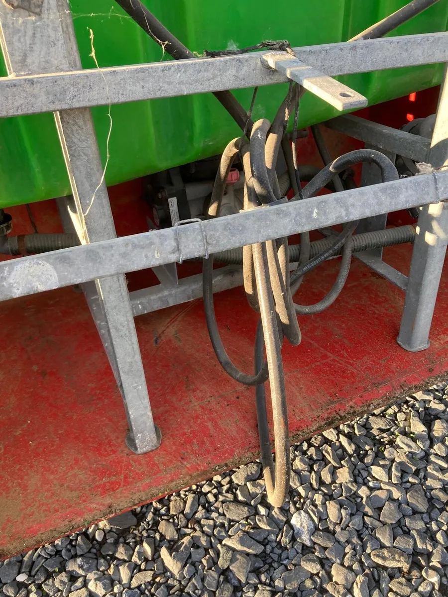 Sprayer - Image 3