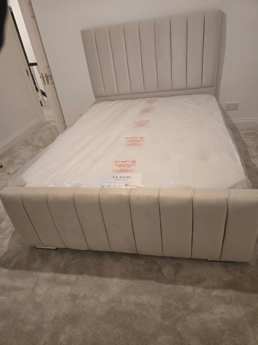 Bed - Image 2