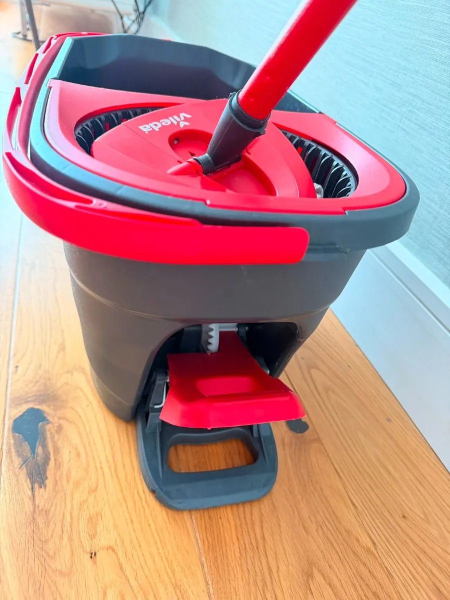 Vileda Turbo Spin Mop & Bucket Set – Extra New Mop - Image 3