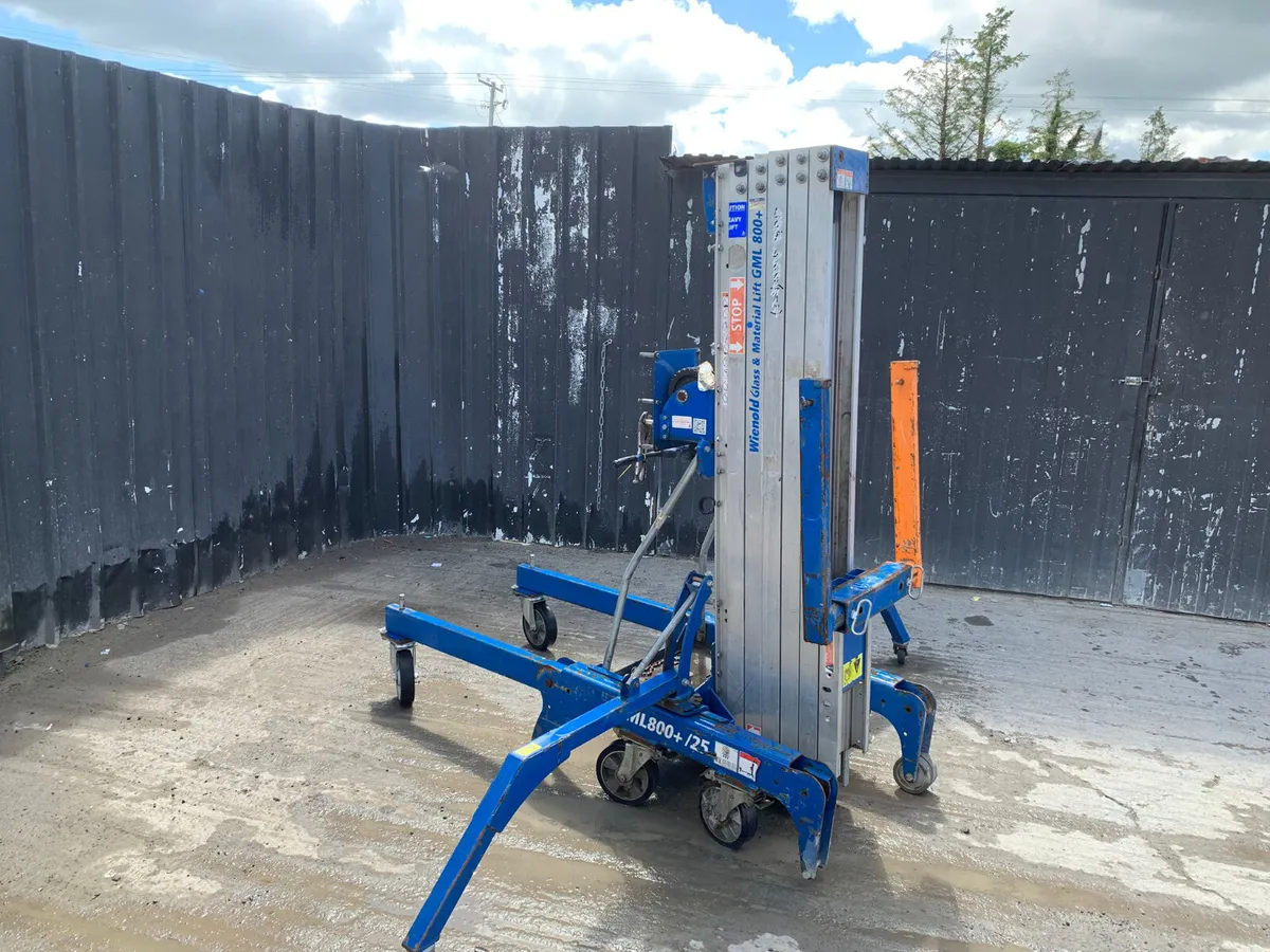 Genie Lift – Wienold GML 800+/25 Material Lift - Image 1