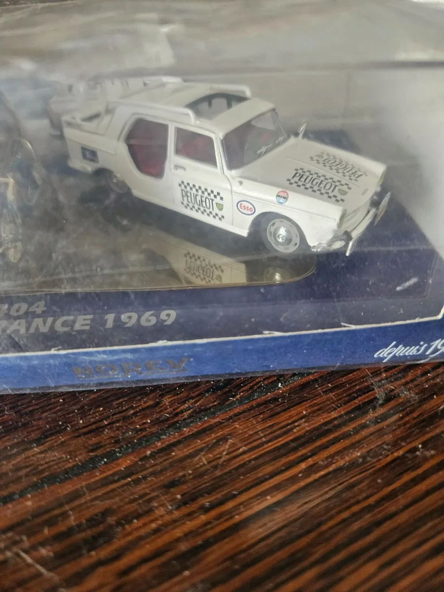 Corgi Norev Tour De France Peugeot - Image 3
