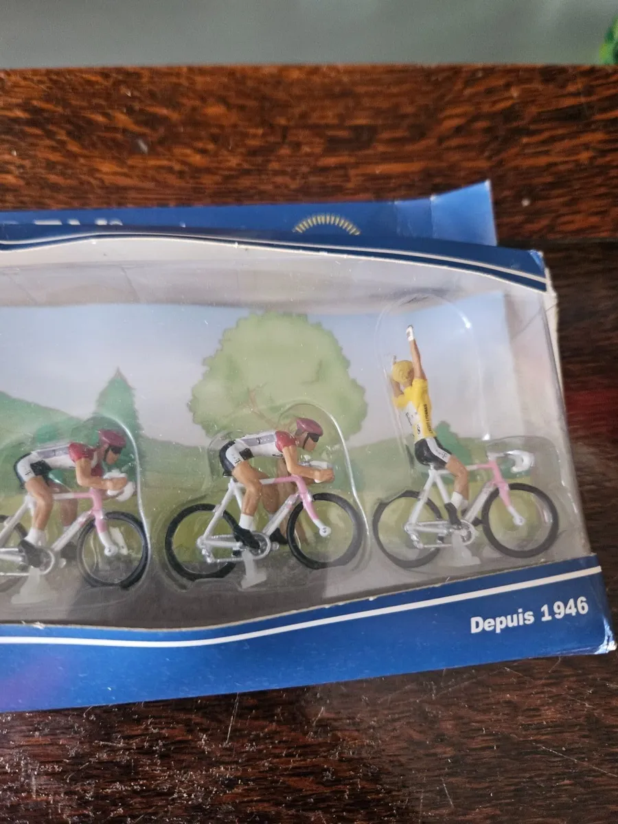 Corgi Norev Tour De France Cyclists - Image 3