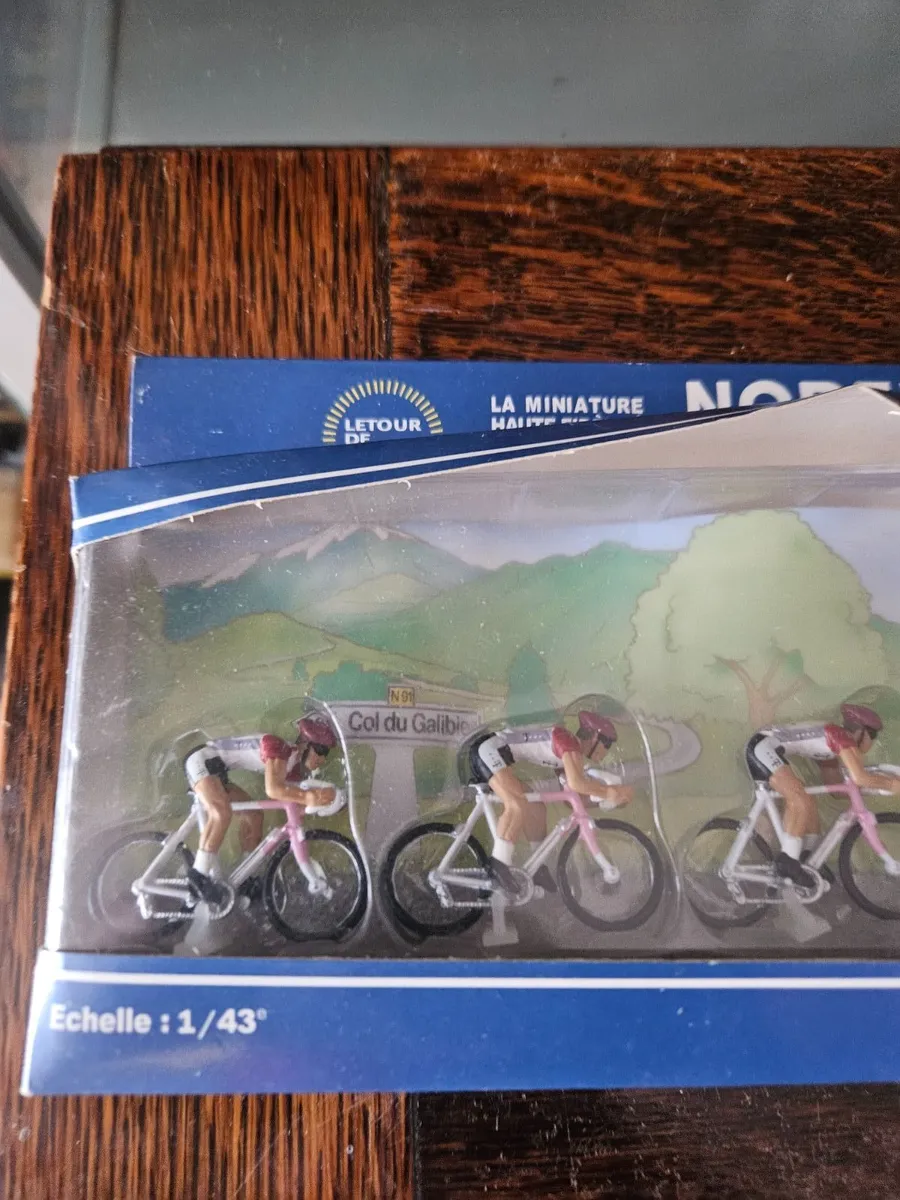 Corgi Norev Tour De France Cyclists - Image 4