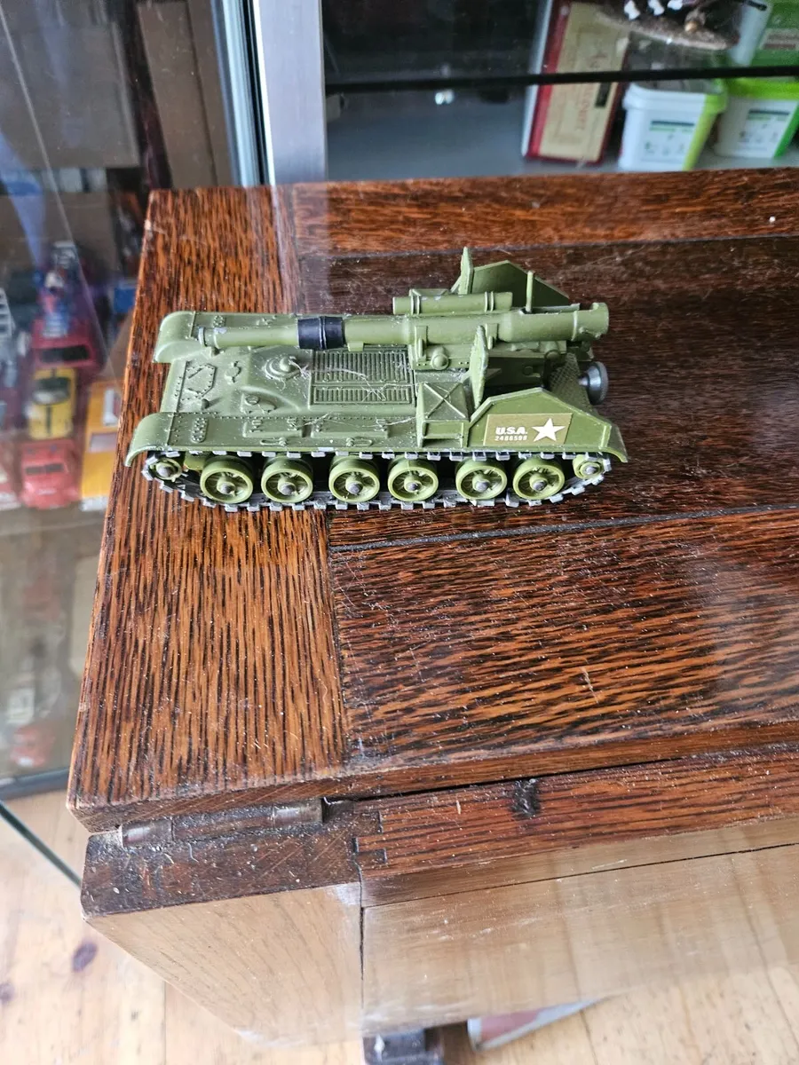 Dinky 1970's Mobile Artillery - Image 1