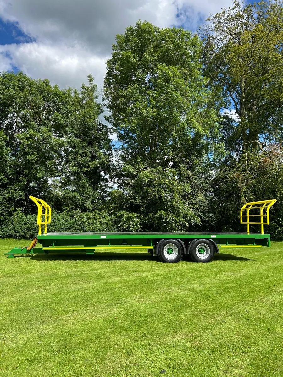 Bale trailer - Image 2