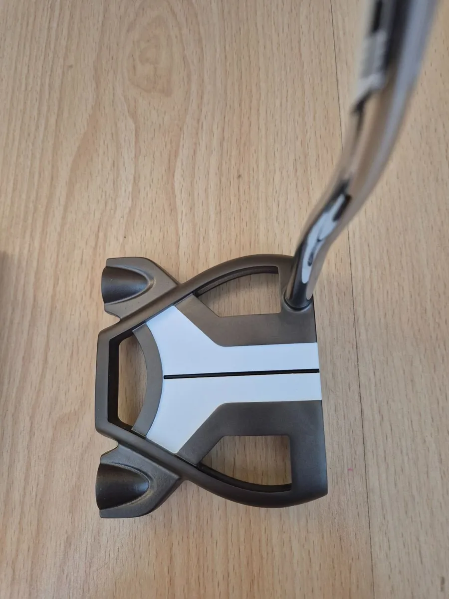 Sports Equipment - Image 2