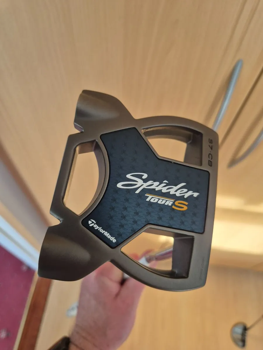 Sports Equipment - Image 3