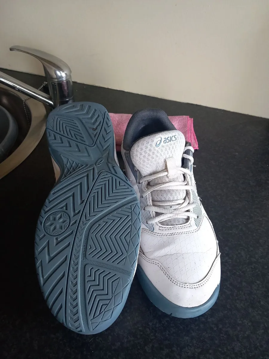 Asics Trainers - Image 2