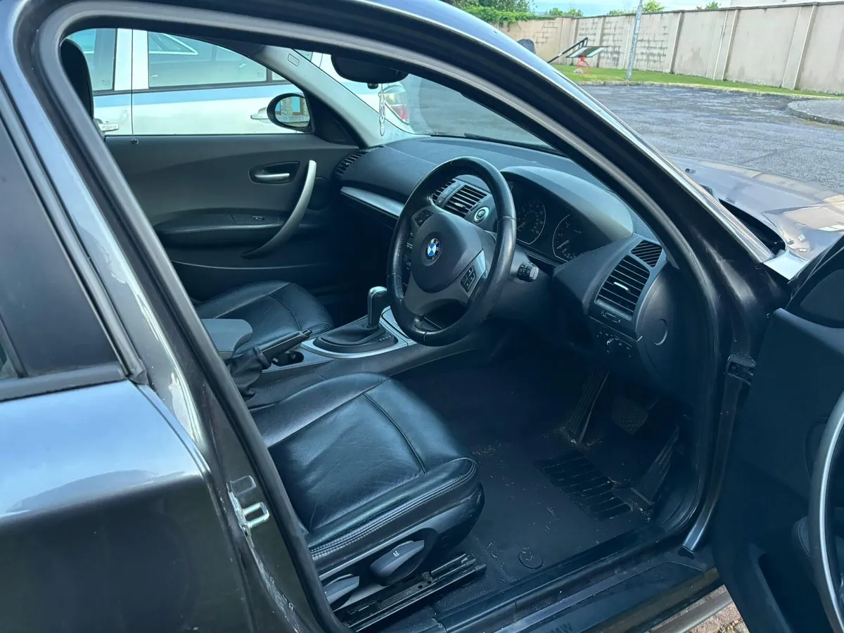 07 BMW 1 series - Image 2