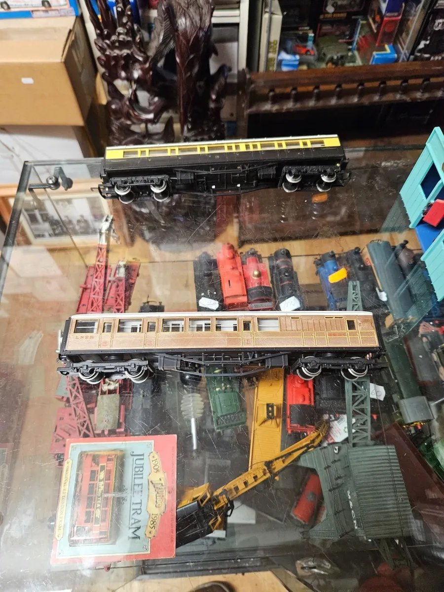 Hornby OO Gauge Carraige