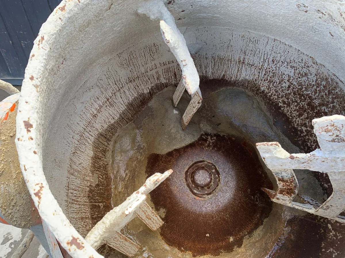 100XT Diesel Cement Mixer - Image 4