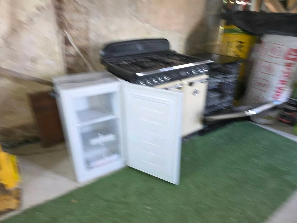 Stanley range master cooker, Freezer, Dishwasher. - Image 2