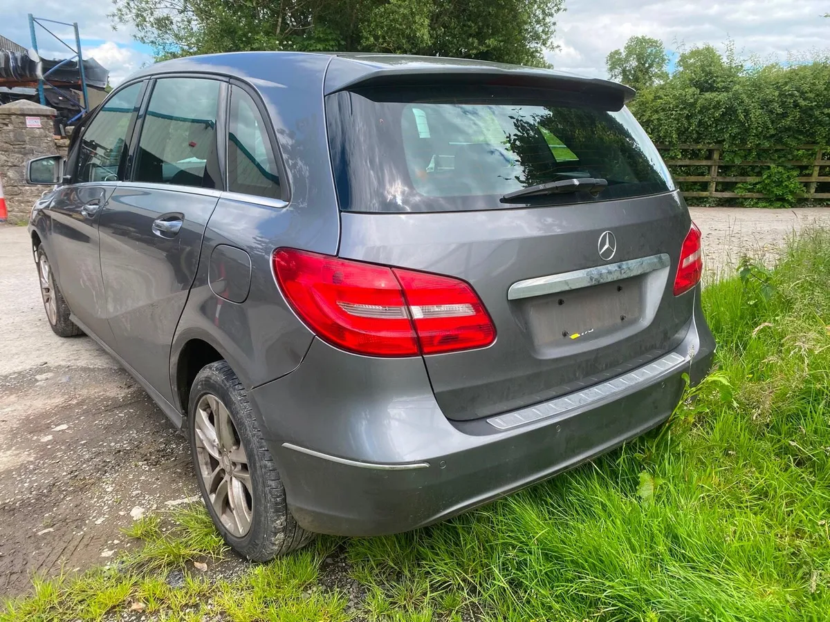 🟢2014 Mercedes B Class B180 Sport Tourer Breaking - Image 3