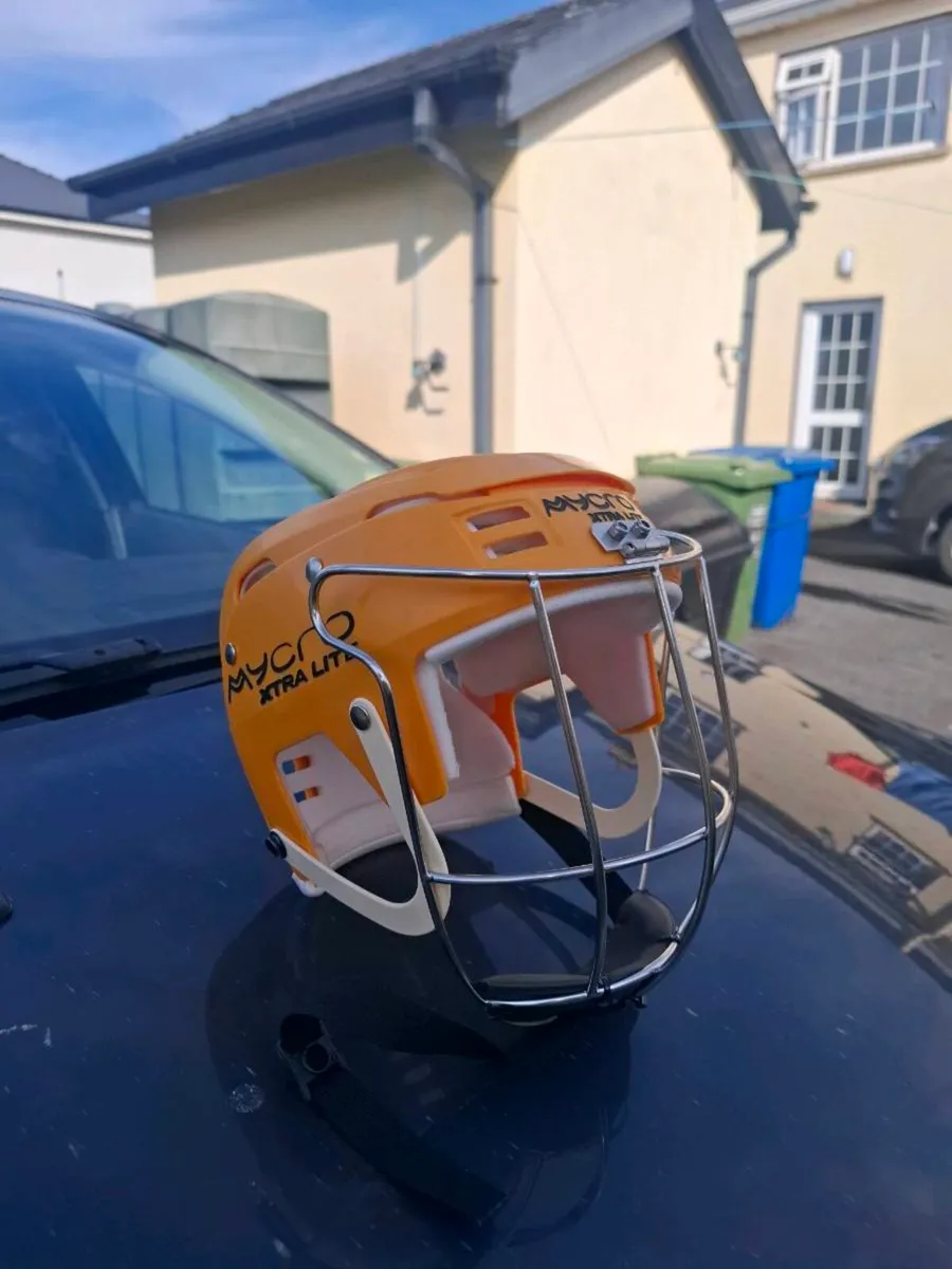 Mycro helmet - Image 1