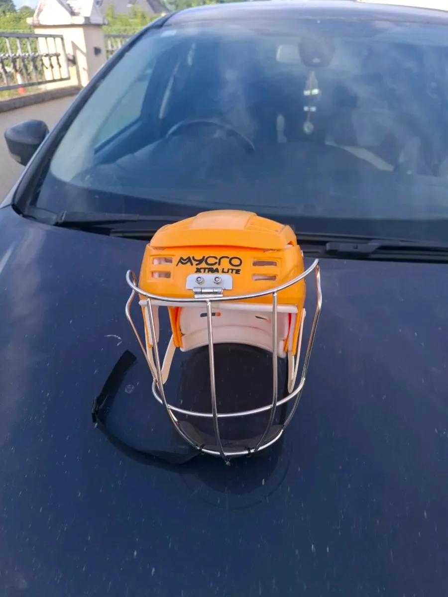 Mycro helmet - Image 2