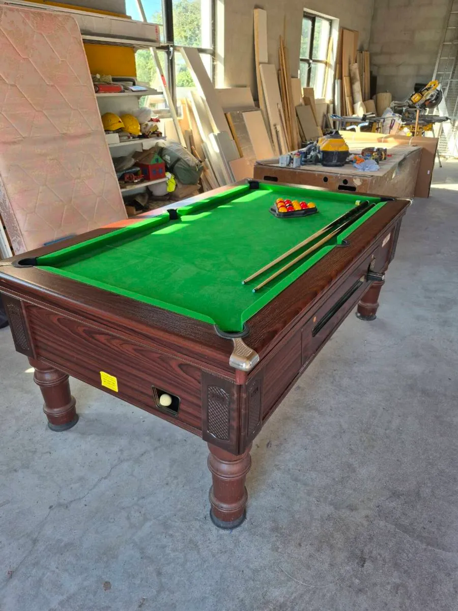 pool table - Image 1