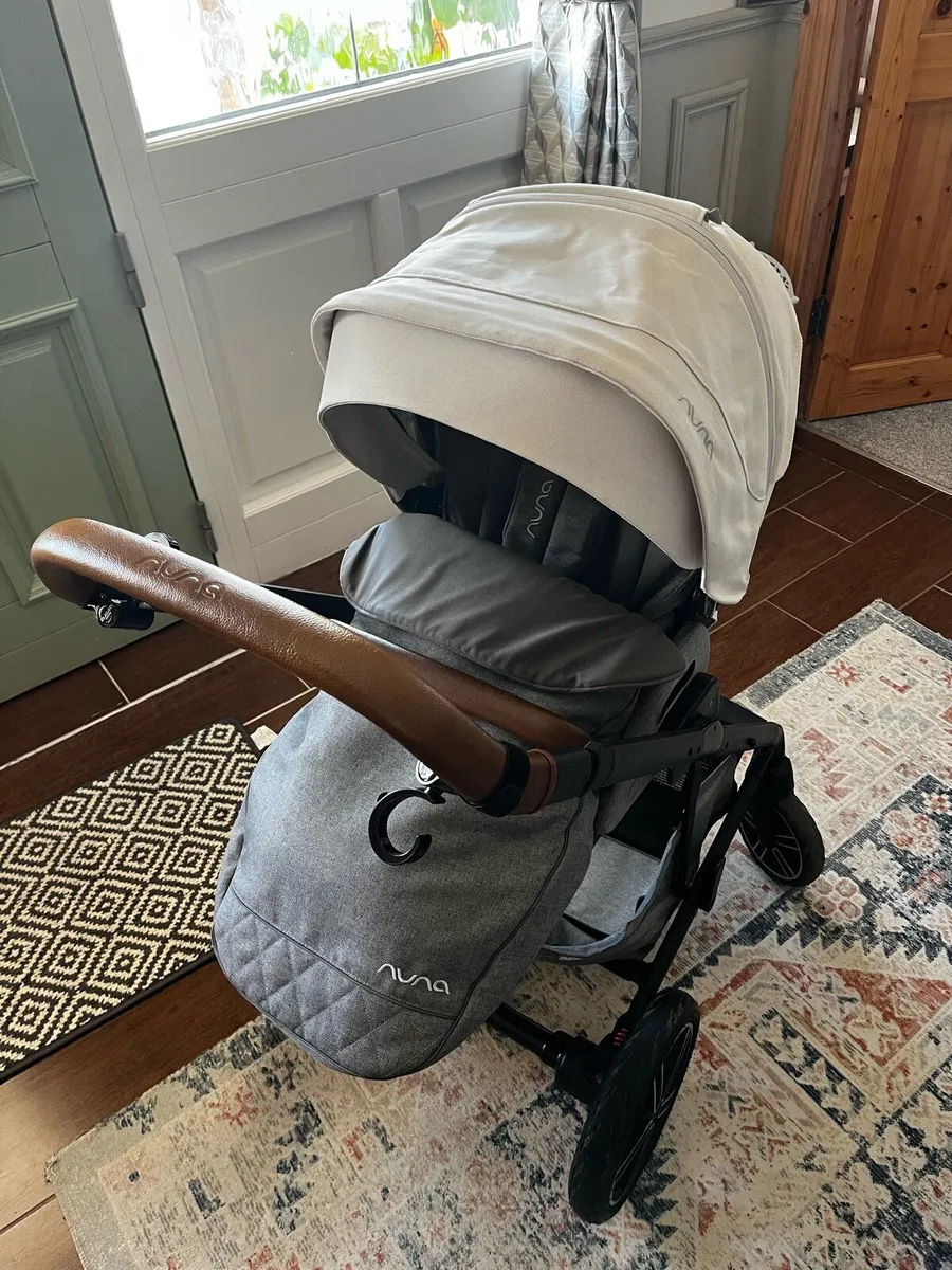 Nuna Travel System - Image 2