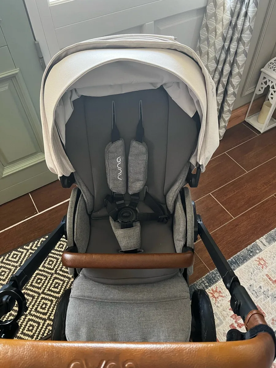 Nuna Travel System - Image 3
