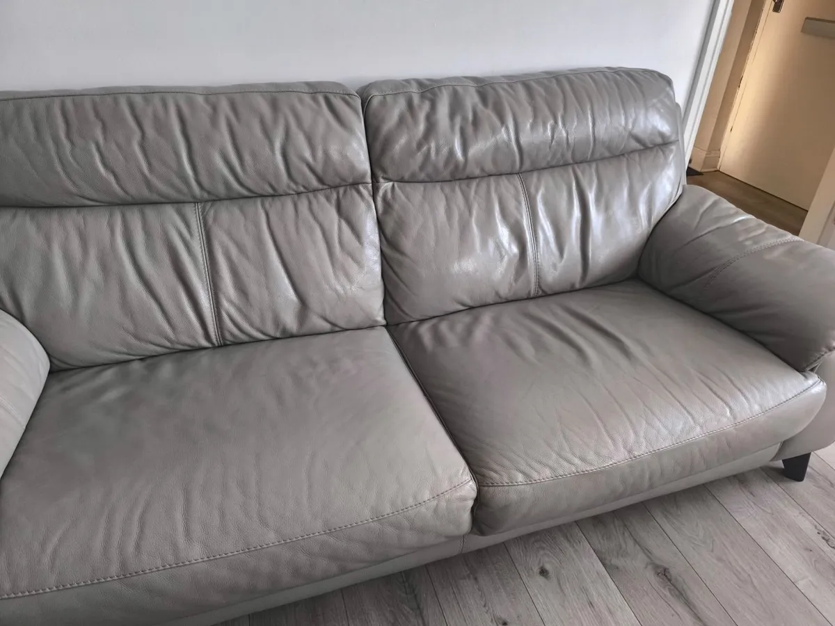 Sofa - Image 2