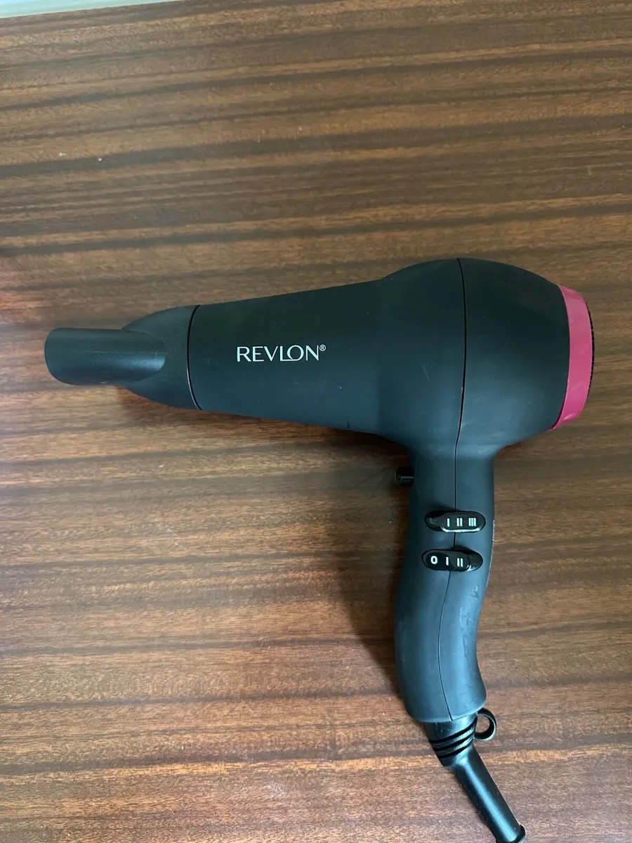 Hair dryer Revlon 2000 watts - Image 2