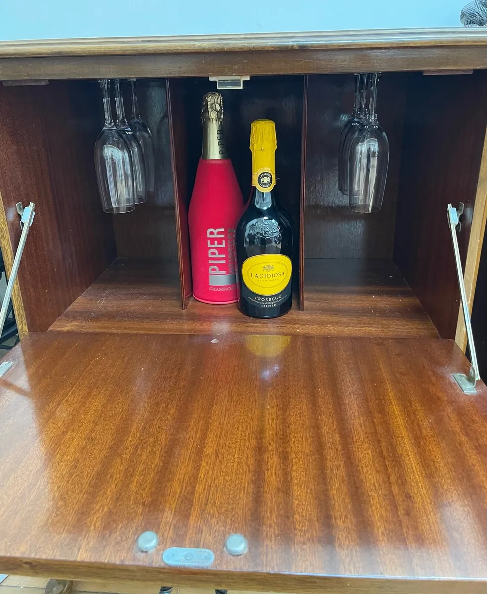 Vintage drinks cabinet - Image 2