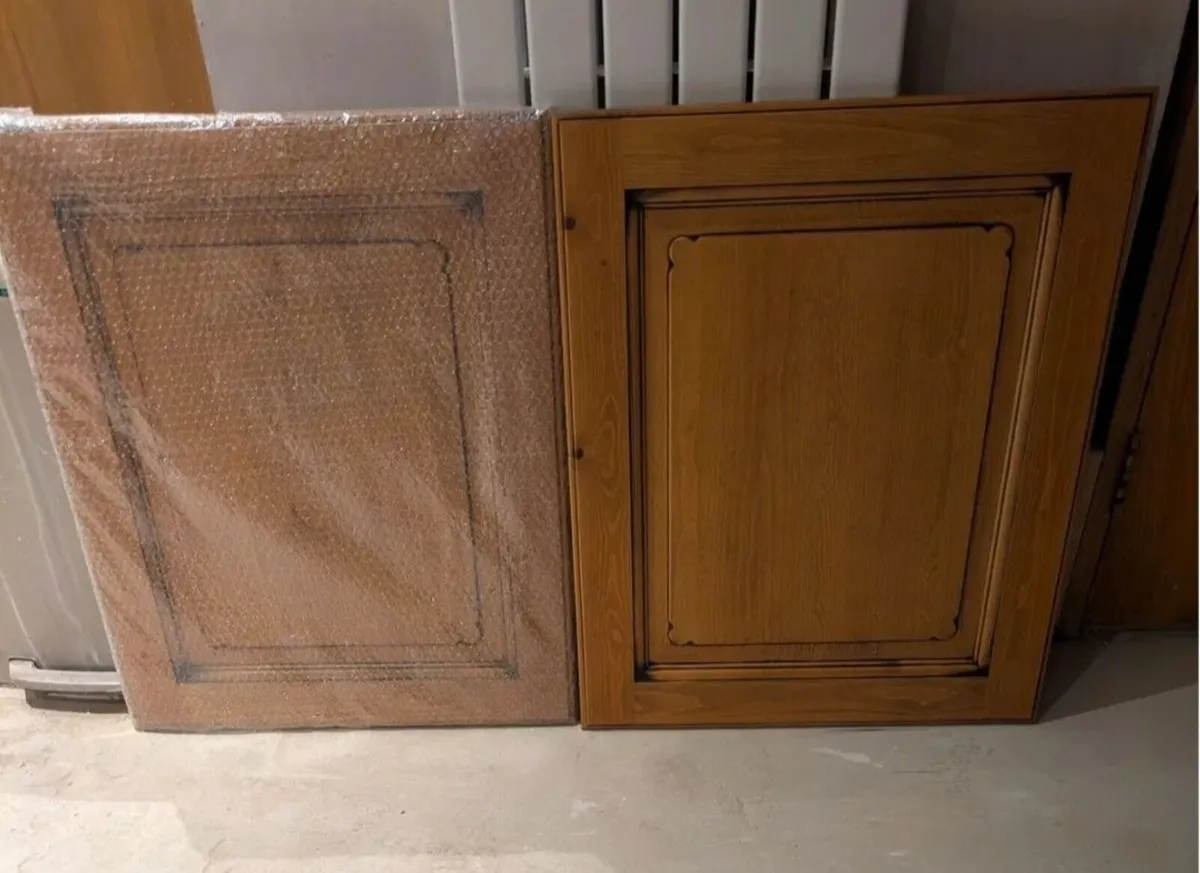 Kitchen Units - Image 3