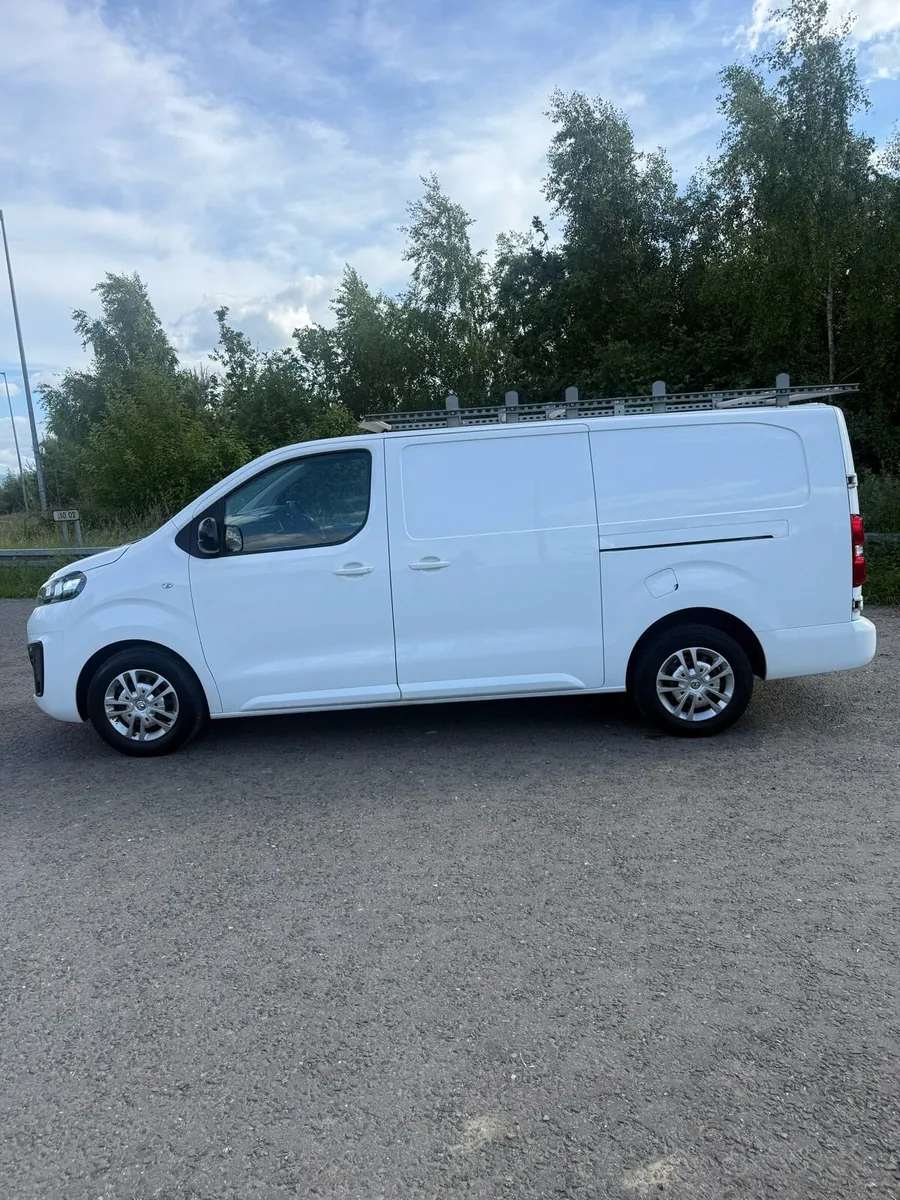 2022 Opel Vauxhall vivaro l2 long wheel base 1.5 - Image 4