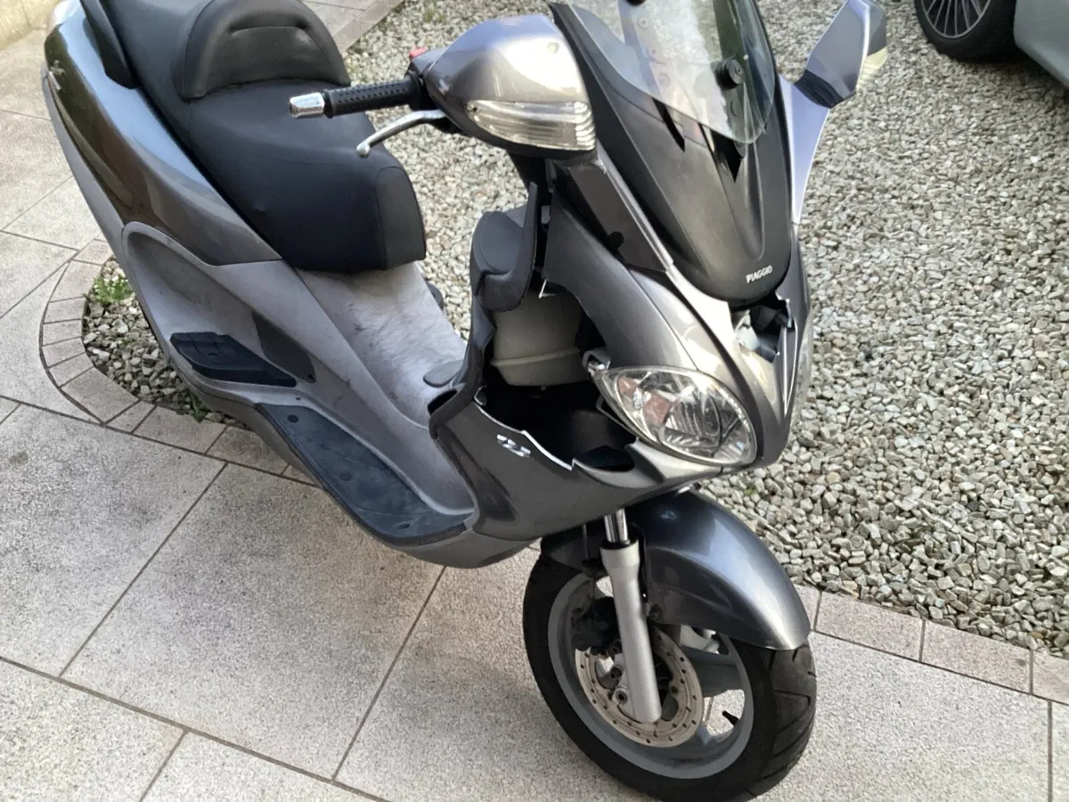 2006 piaggio x9 125 moped project - Image 2