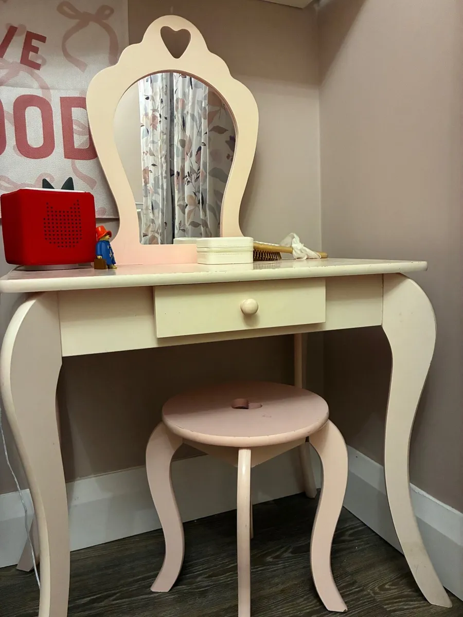 Pink Kids' Vanity Table with Stool - Image 2