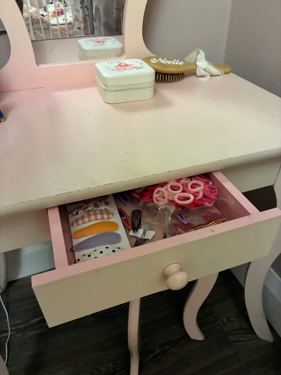 Pink Kids' Vanity Table with Stool - Image 3