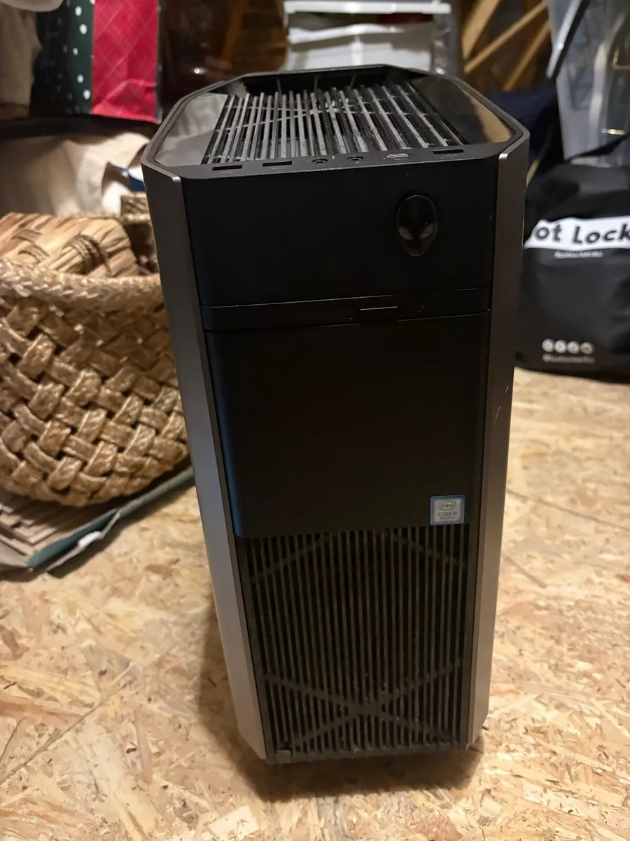 Gaming PC Bundle - Image 1