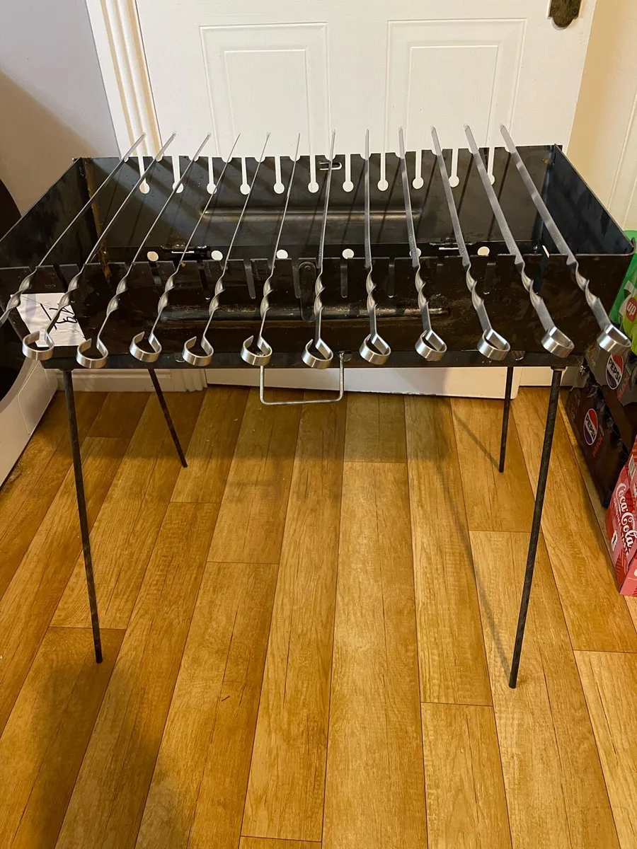 Folding BBQ+SKEWERS - Image 1