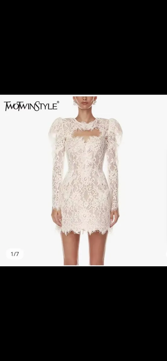 Dresses - Image 4